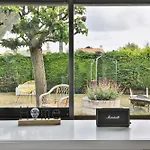 Maison Familiale Avec Jardin - 900m 莱萨布勒-多洛讷