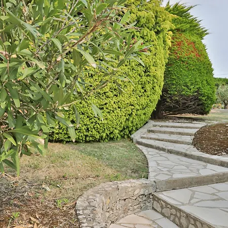 Maison Familiale Avec Jardin - 900m 别墅