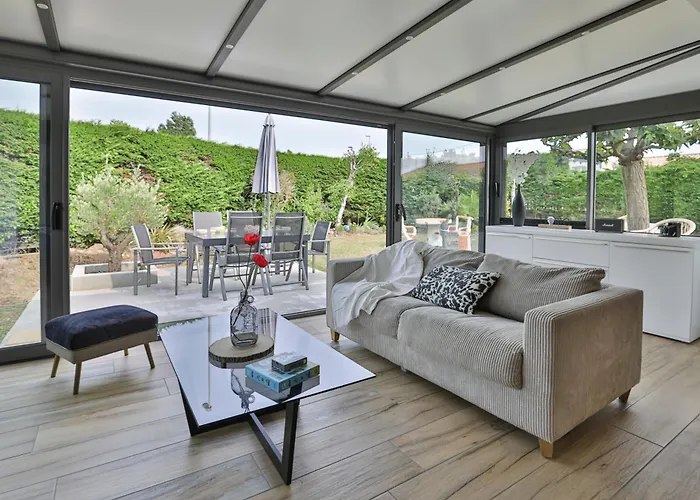 Villa Authentic And Spacious Family *