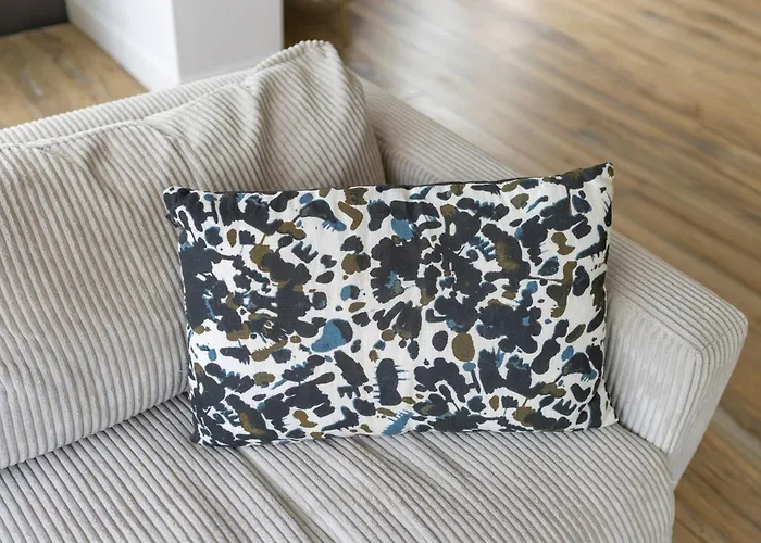 Authentic And Spacious Family *