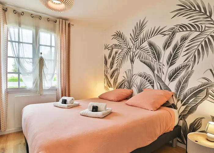 Authentic And Spacious Family Villa *