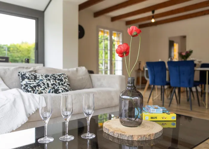 Authentic And Spacious Family Villa *