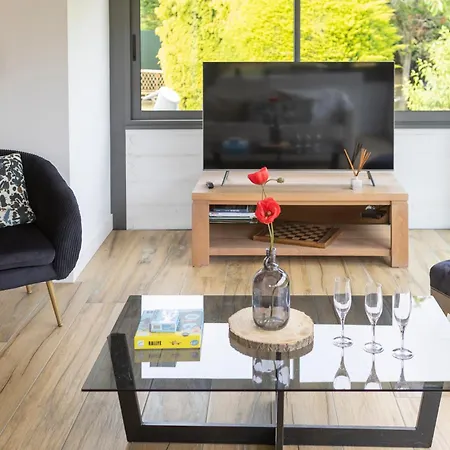 Villa Authentic And Spacious Family *