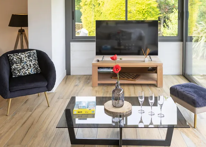 Villa Authentic And Spacious Family *