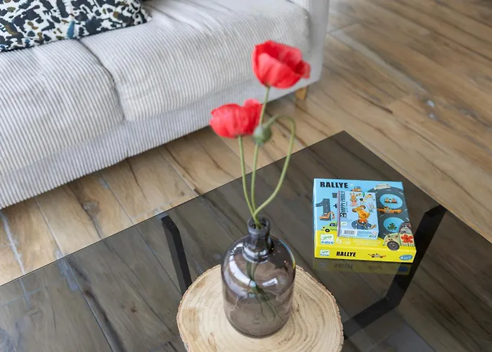 Authentic And Spacious Family *