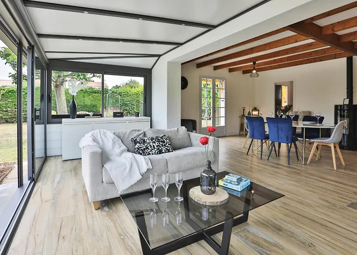 Authentic And Spacious Family * Les Sables-dʼOlonne